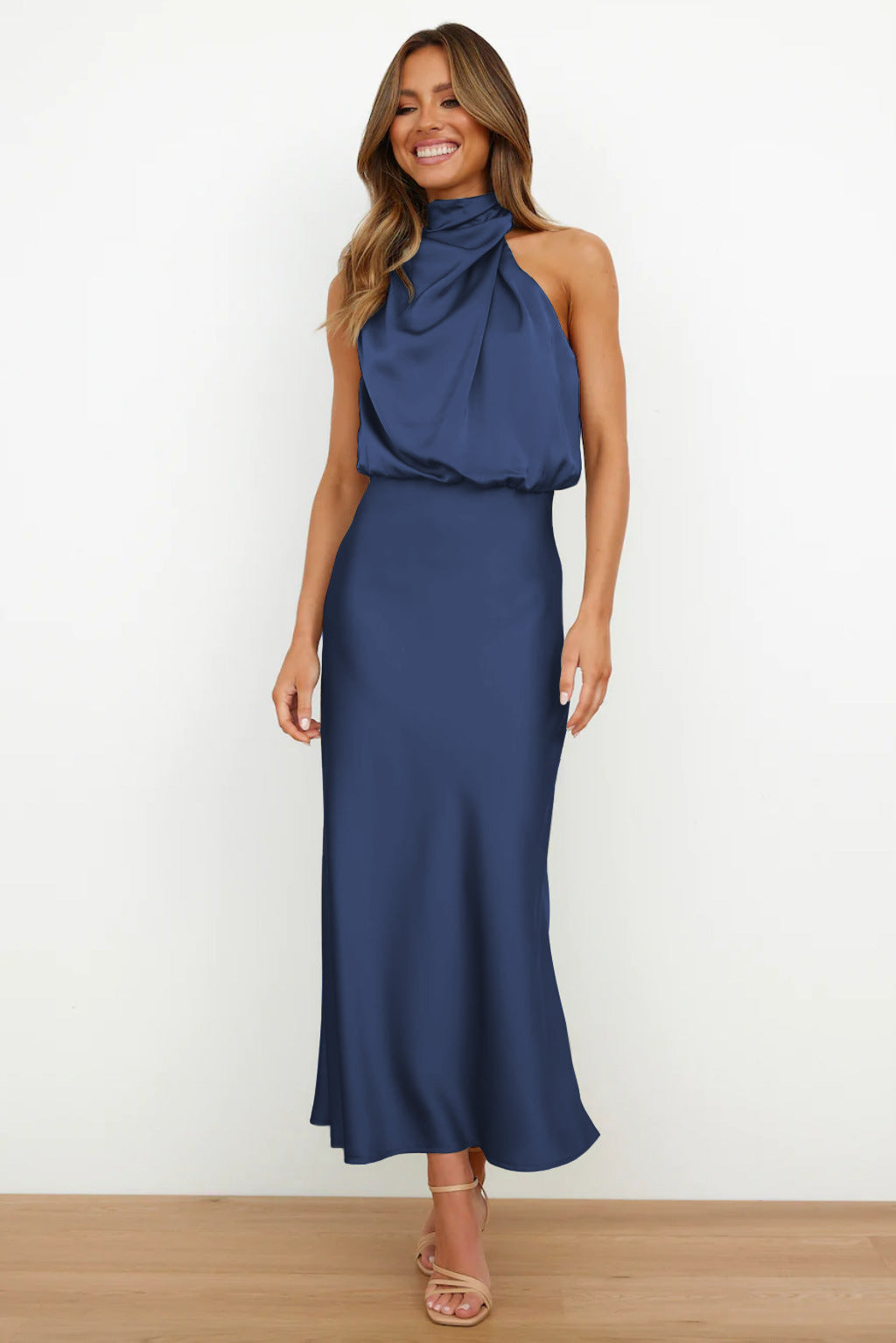 Valeria - Long Satin Dress with Neckline