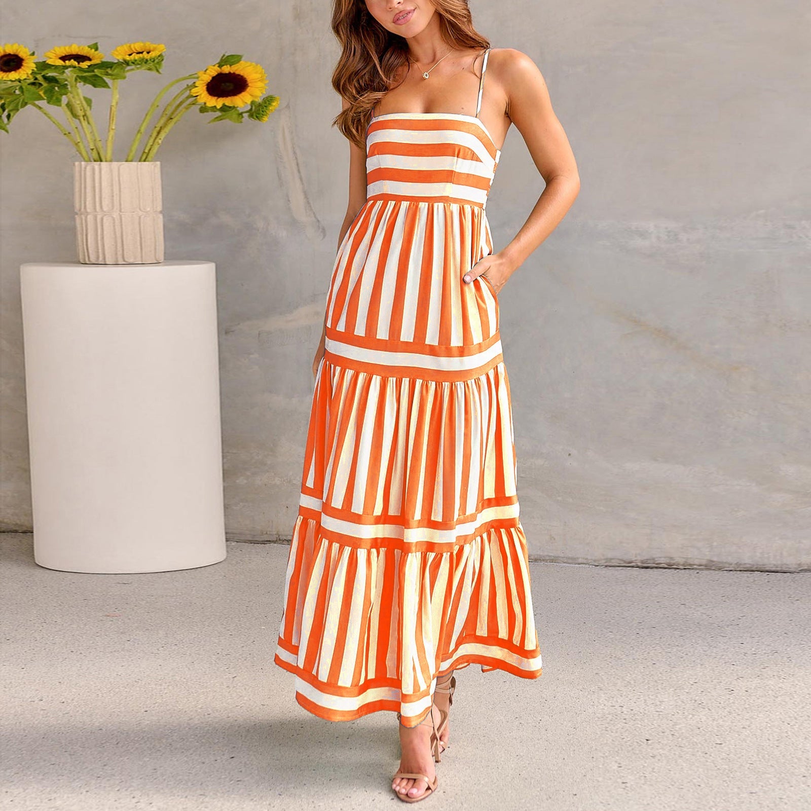 Julya - Elegant Striped Dress